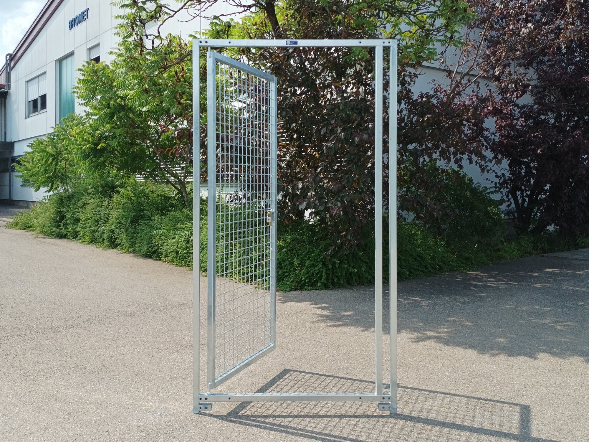 Türrahmen 1 m breit mit Türe korrosionsbeständig und 1,82 m hoch