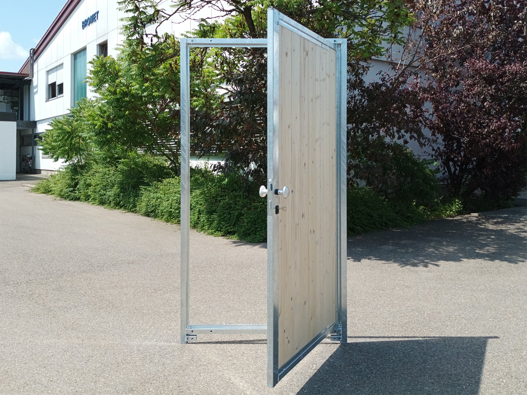 Holztüre mit Stahlrahmen für den Außenbereich 1 m breit und 1,82 m hoch