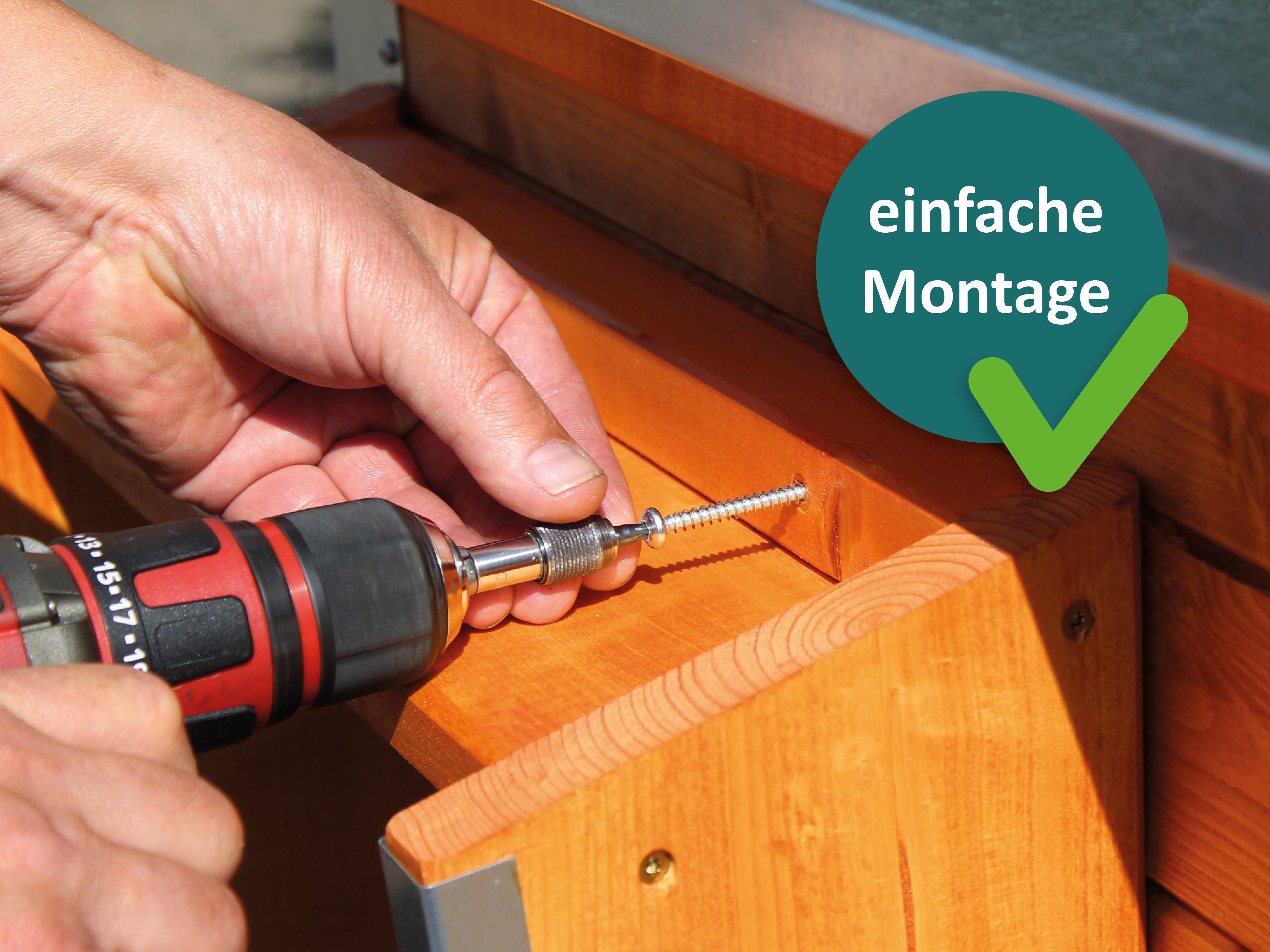 Montage eines Vordaches für Hundehütten