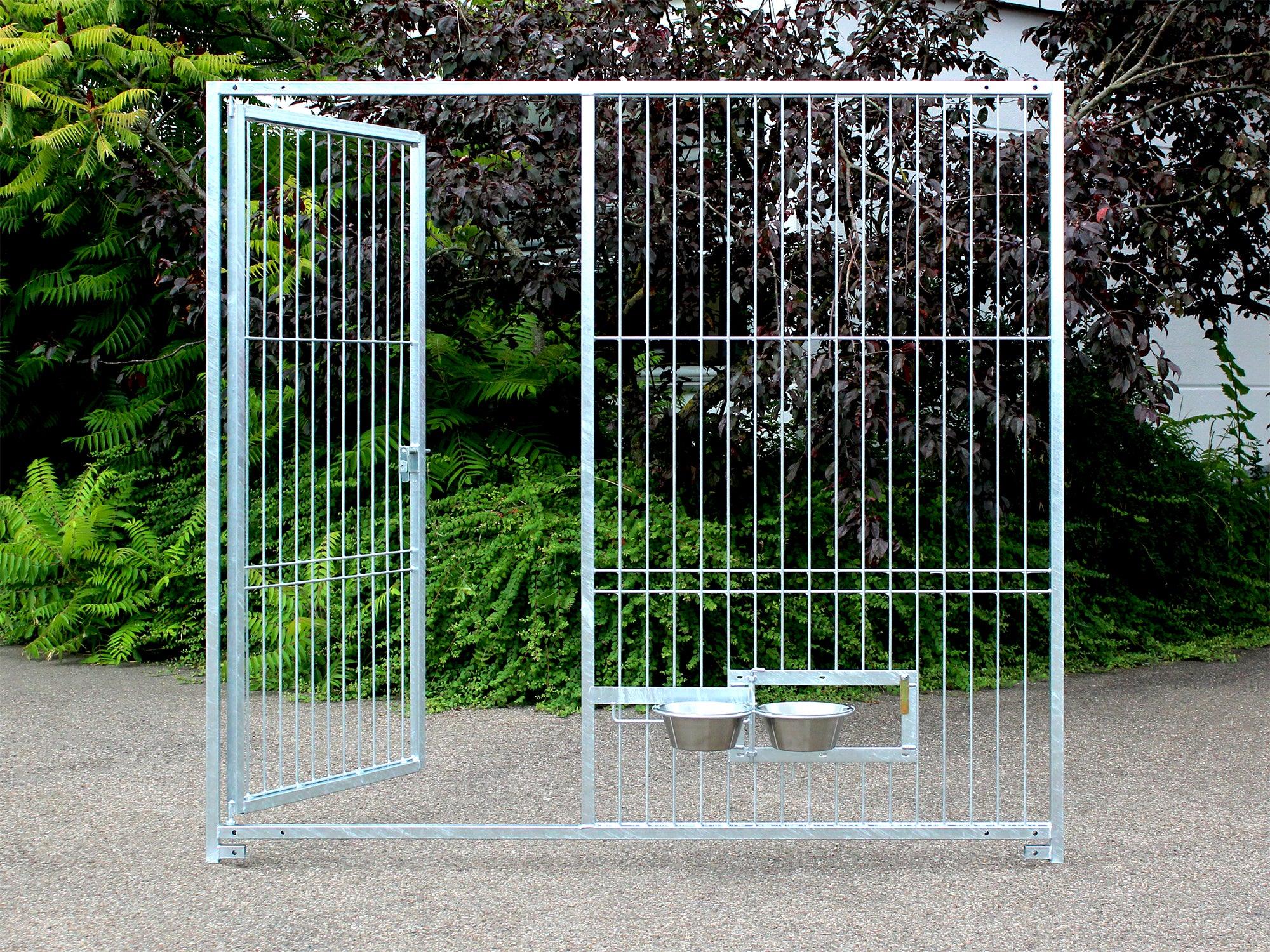 Stabzwingerelement 2 Meter breit mit eingebauter Türe und Futterset