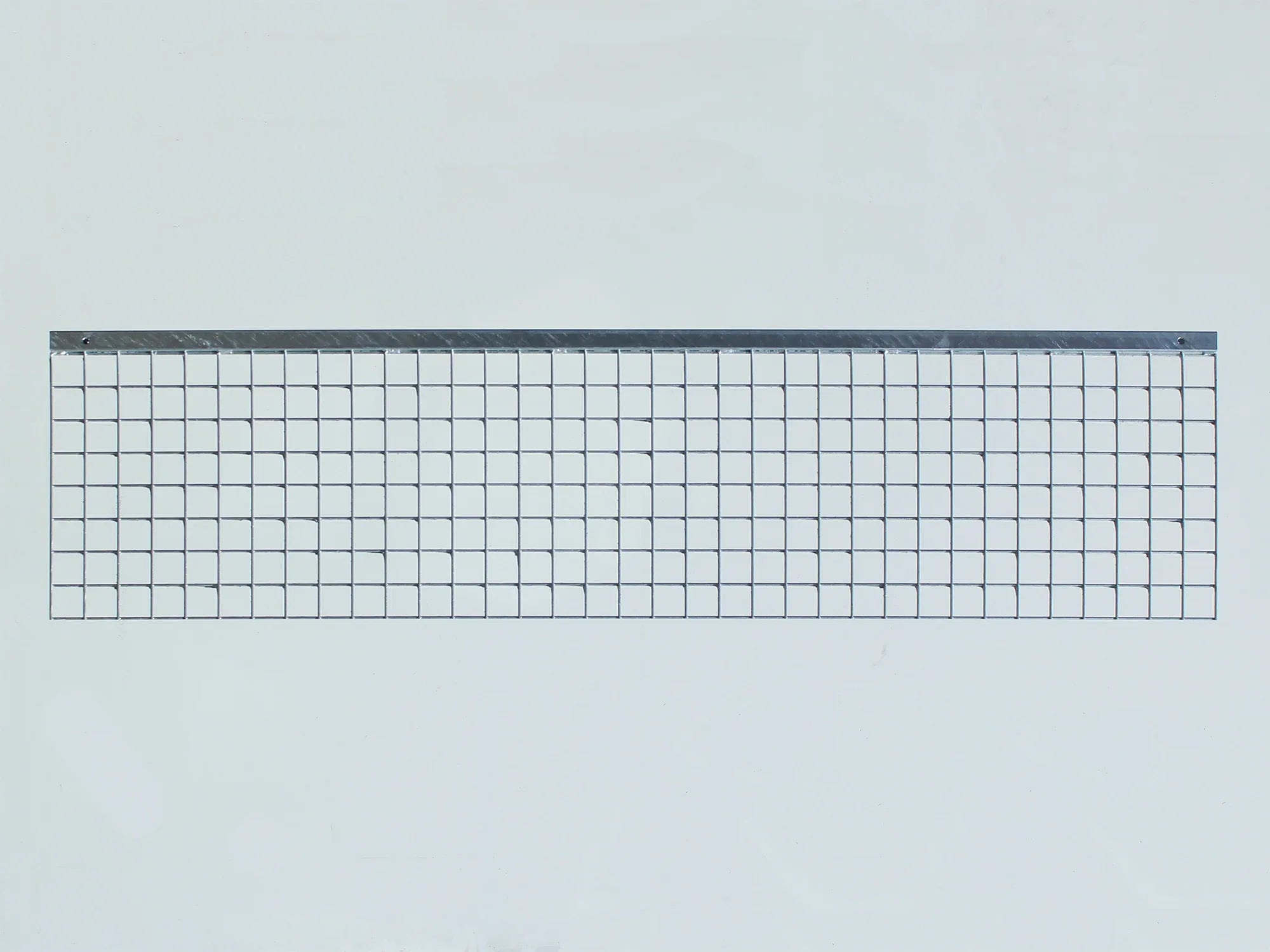 Untergrabschutz mit verzinktem Metallrohr und Gittermatte