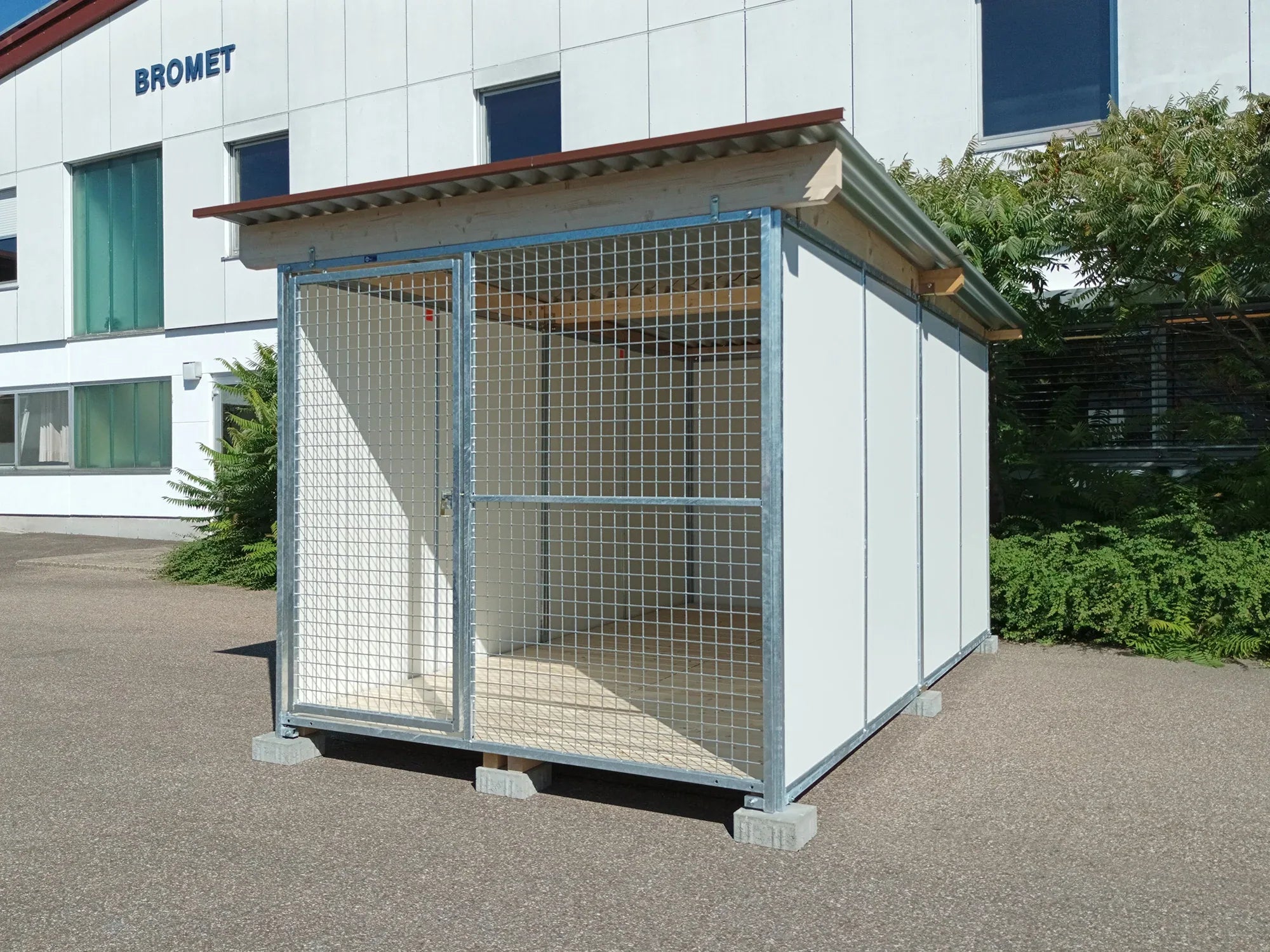 Europa-Zwinger in der Tiefbauvariante 4 x 2 m