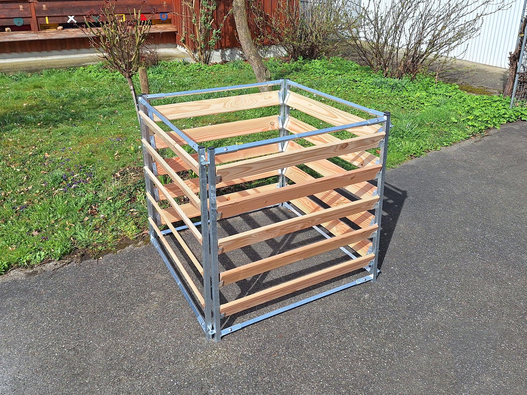 Komposter mit naturbelassenem Holz 1 x 1 m