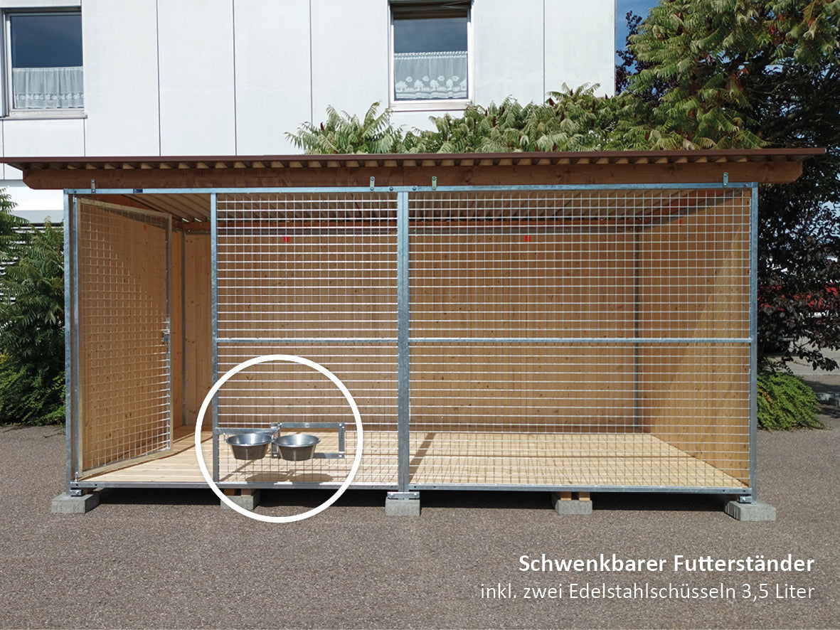 Gestrichener Hundezwinger mit Wänden und Böden aus Fichtenholz