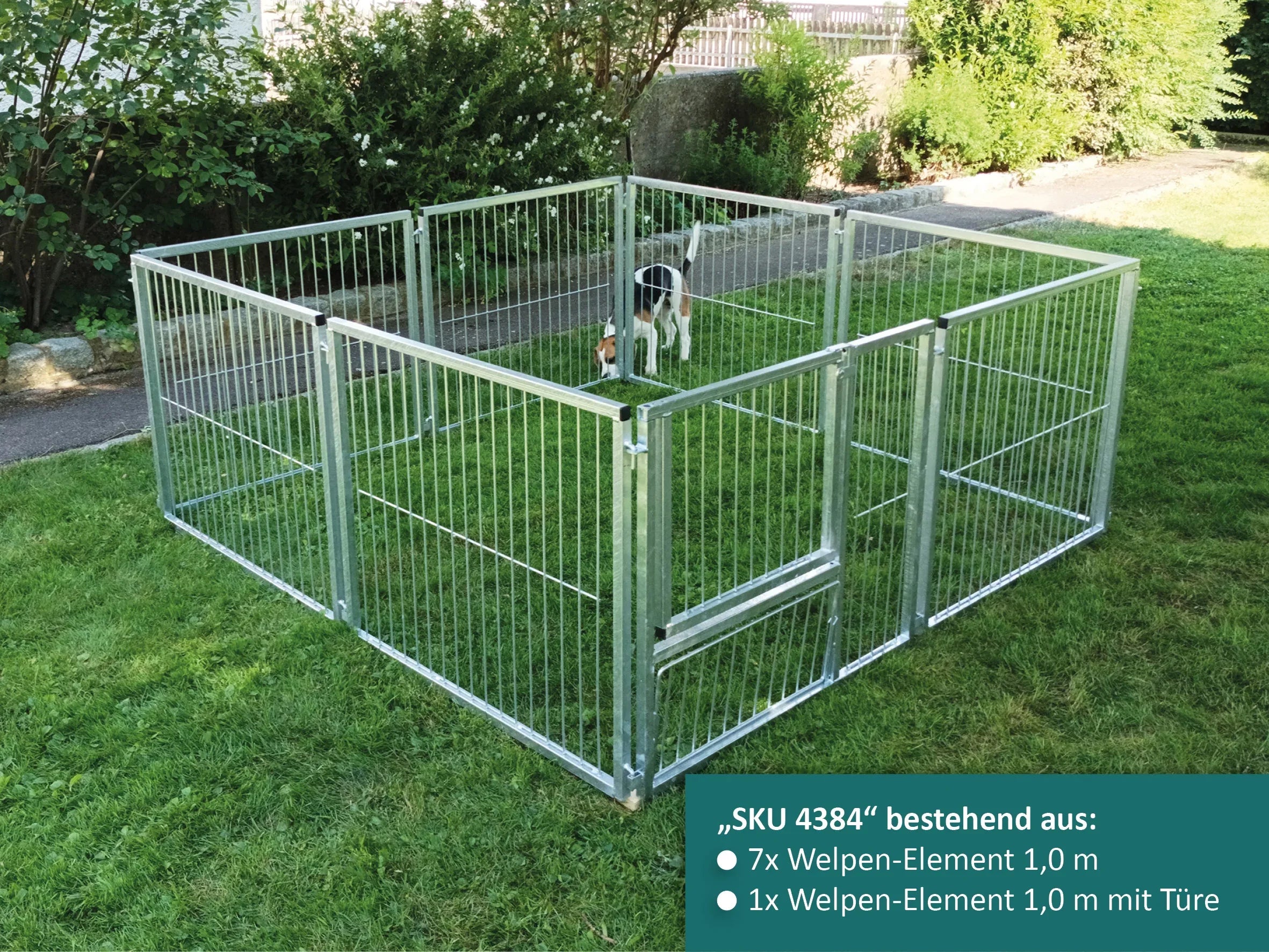 Welpen-Auslauf aufgebaut als Quadrat mit 82 cm hohen Elementen