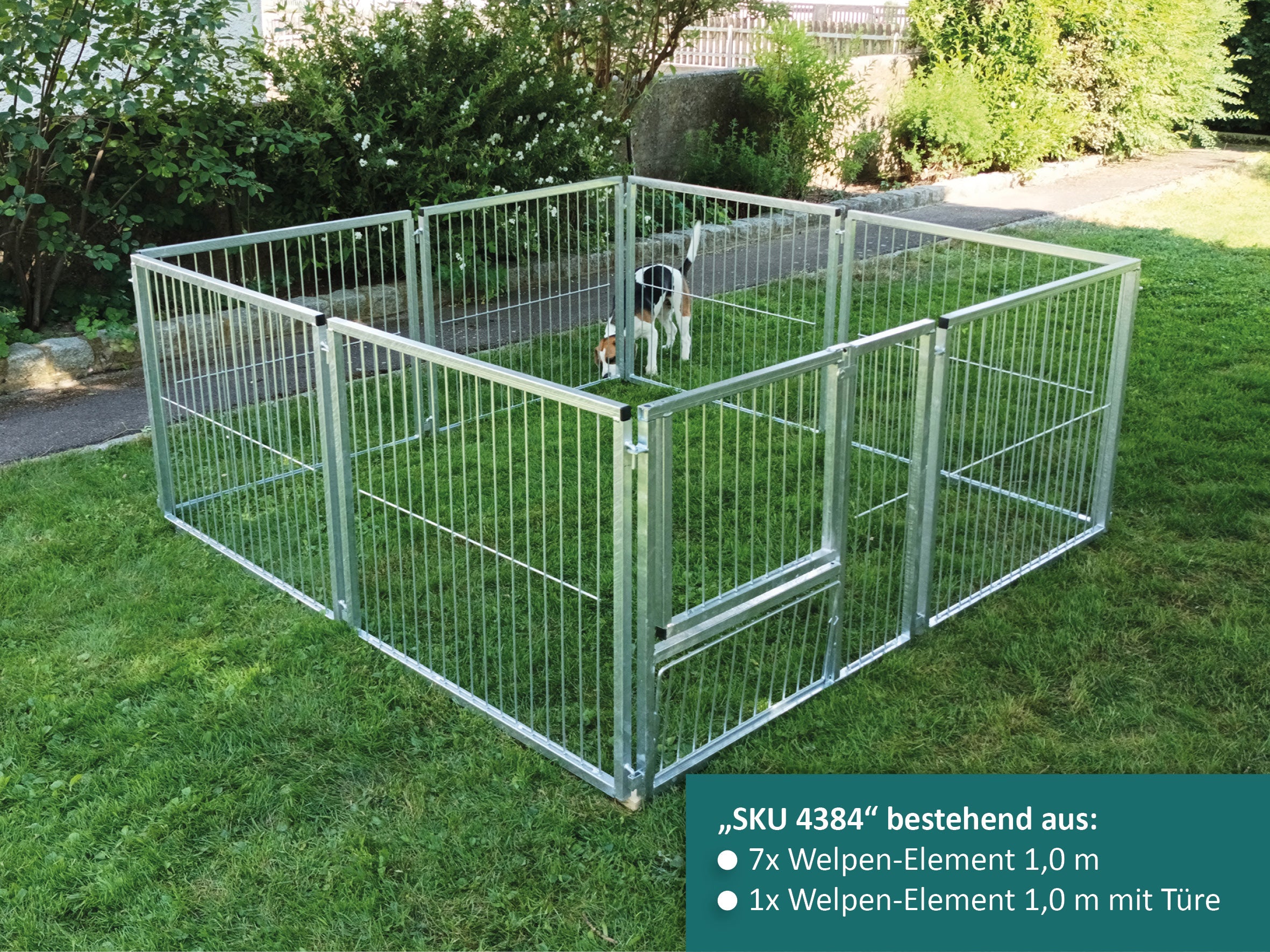 Welpen-Auslauf aufgebaut als Quadrat mit 82 cm hohen Elementen